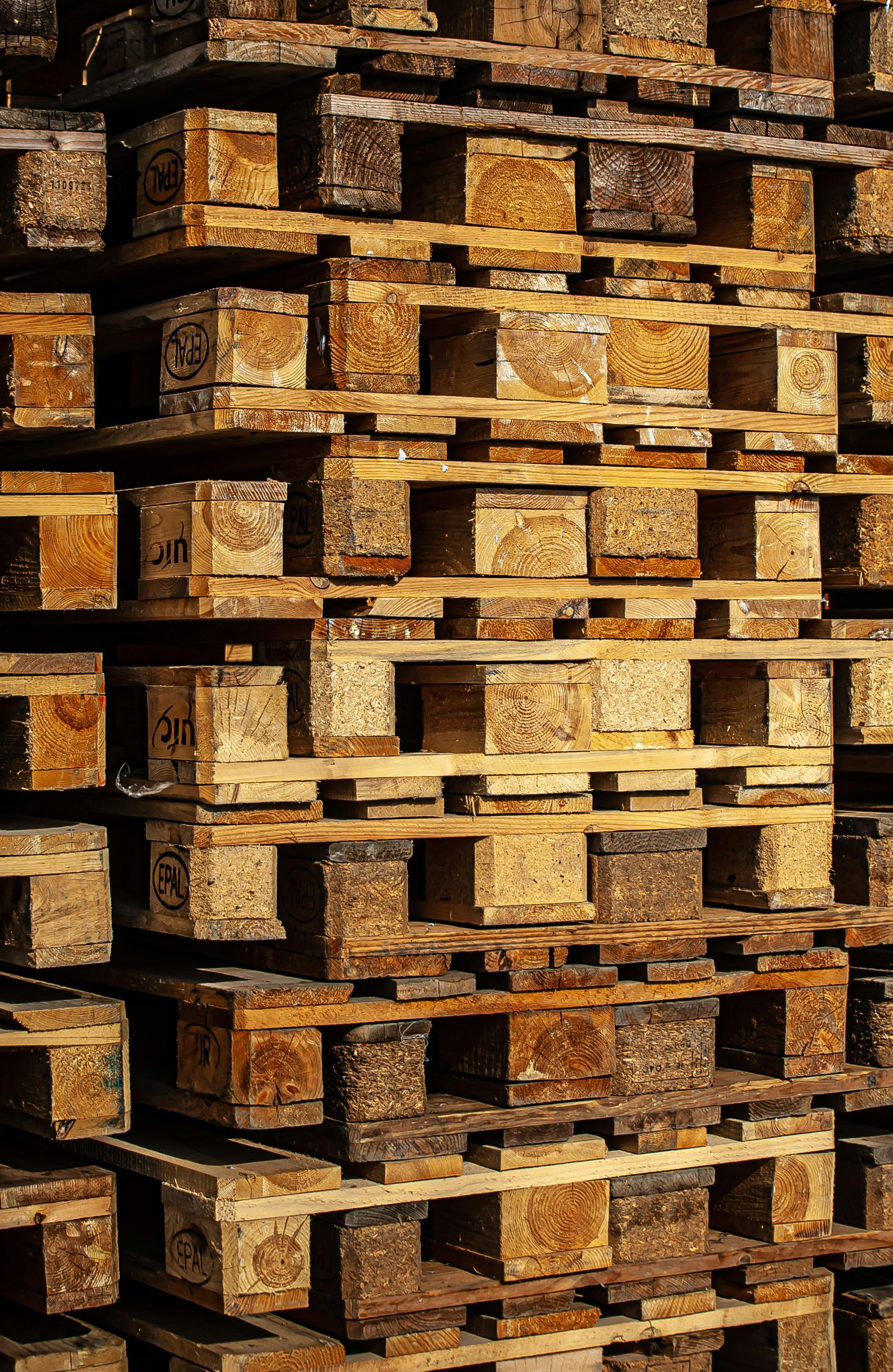 Trouver les bonnes palettes à Guebwiller