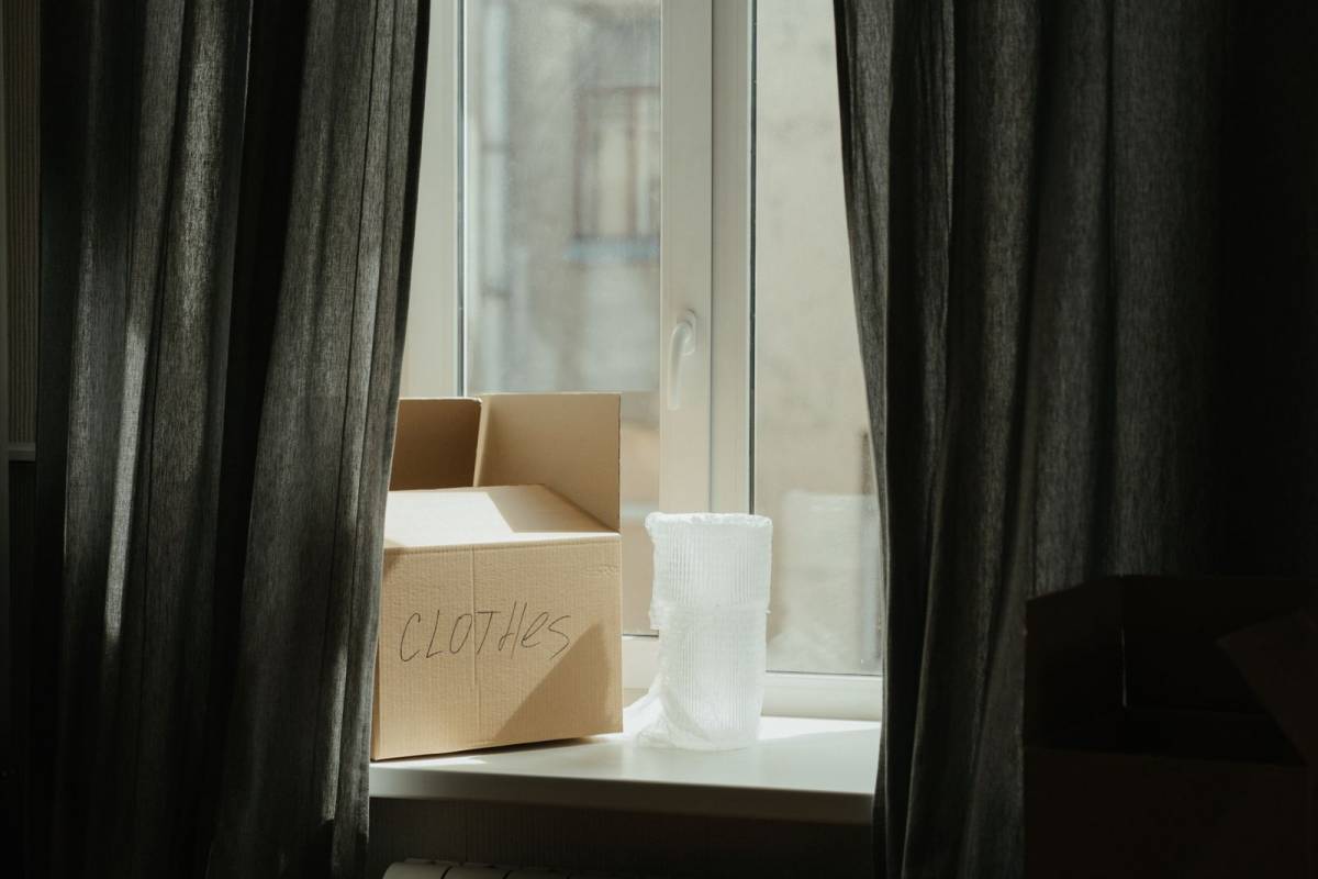 Cartons de déménagement prêts pour un garde-meuble